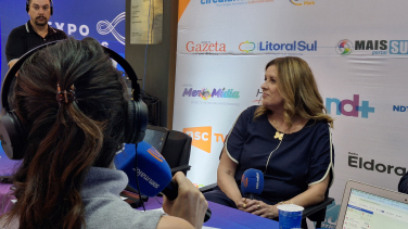 Notícia - Do Avesso ao vivo na Expomais 2025