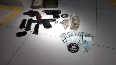 Notícia - Polícia Civil cumpre buscas e prisões contra grupo investigado por furto de cargas
