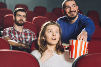 Notícia - Os bastidores do caos: improvisos geniais e acidentes que mudaram os rumos do cinema mundial