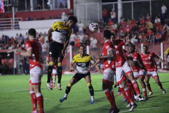 Notícia - Criciúma reage no segundo tempo e arranca empate com o Vila Nova