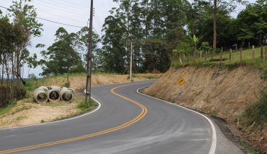 Notícia - [Áudio] Obra da Rodovia dos Imigrantes deve ser entregue ainda em 2025, diz prefeito de Pedras Grandes