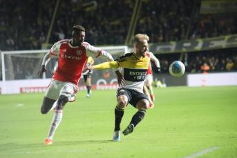 Notícia - Criciúma domina o segundo tempo e busca o empate contra o Internacional