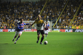 Notícia - Criciúma empata com o Fortaleza e chega ao quinto jogo sem vencer