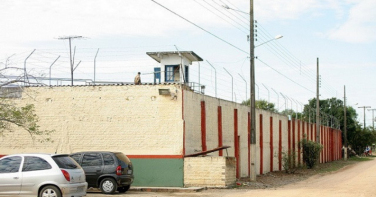 Notícia - Homem é preso por descumprir medida protetiva no Sul de Santa Catarina