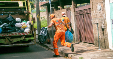 Notícia - Após suspeita de sobrepreço, cidade de SC corta R$ 1,1 milhão de licitação do lixo
