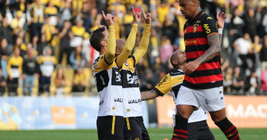 Notícia - De olho no acesso direto, Criciúma busca quebra de tabu de mais de 20 anos contra o Sport