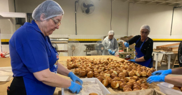 Notícia - Fábrica de Sonhos produz mais de 20 mil sonhos no primeiro dia do Cerco de Jericó em Criciúma