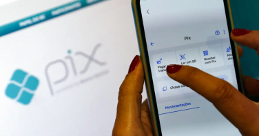 Notícia - Banco Central altera regras do Pix e libera débito automático em contas-salário