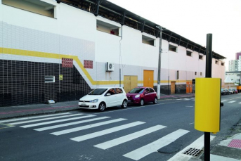 Notícia - [Áudio] Moradores cobram critérios técnicos após suspensão do rotativo