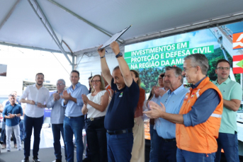 Notícia - Obra histórica: Jorginho Mello inaugura triplicação da SC-445 