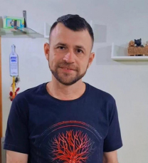 Notícia - Família pede ajuda para trazer corpo de criciumense morto no Maranhão