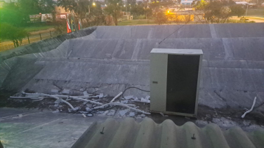 Notícia - Fios de energia são furtados na prefeitura de Criciúma