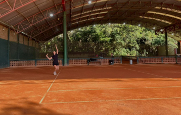 Notícia - Tubarão recebe etapa do Track&Field Tênis com 100 atletas inscritos
