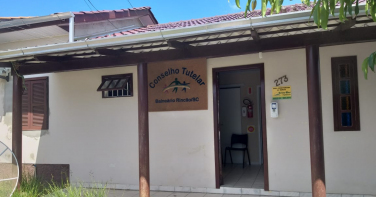 Notícia - Criança de 7 anos ingere substância suspeita e mobiliza polícia e Conselho Tutelar