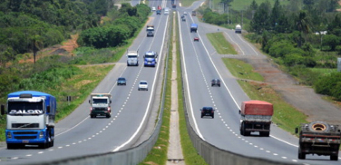 Notícia - BR-101 Sul/SC deve ter pedágio a partir de 2019