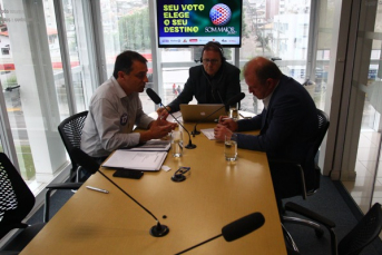 Notícia - Moisés e Merisio elevam o tom no debate da Som Maior