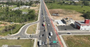 Notícia -  SC-445 ganha cara nova e impulsiona desenvolvimento de Içara