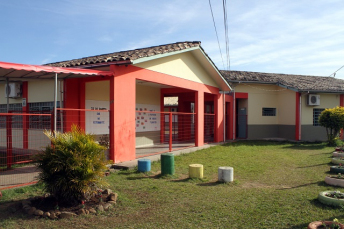 Notícia - Sem matrícula, pais recorrem ao MP
