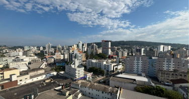 Notícia - Calor acima dos 30°C e chuva no fim de semana; confira a previsão do tempo
