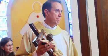 Notícia - “Chamado a trabalhar e servir”: Dom Milton Zonta é ordenado bispo coadjutor 