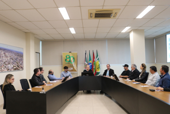 Notícia - Empresários do Rio Maina se reúnem na Acic em novo projeto