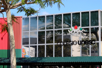 Notícia - Aulões gratuitos ajudam estudantes de Criciúma a se preparar para o Enem