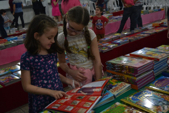 Notícia - Morro da Fumaça abre mais uma Feira da Livro