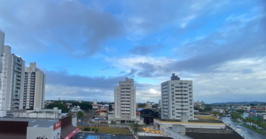 Notícia - Calor perde força com chegada de frente fria em SC
