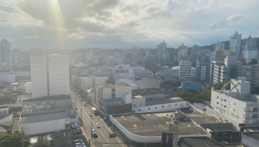 Notícia - Temporais e frente fria ganham força e mudam o tempo em Santa Catarina