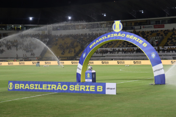 Notícia - Criciúma x CRB: saiba onde assistir ao vivo pela Série B