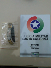Notícia - Taxista é esfaqueado em tentativa de latrocínio