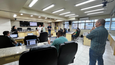 Notícia - Câmara de Criciúma inicia treinamento para assessores parlamentares
