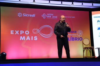 Notícia - ExpoMais abre com palestra de José Salibi Neto sobre como liderar em tempos de mudança