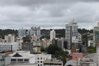 Notícia - [Áudio] Criciúma e região voltam a ter chuva fraca nesta quinta