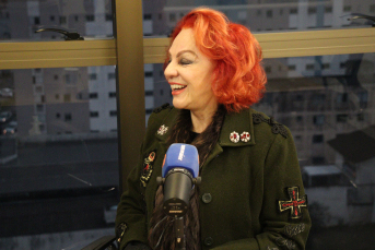 Notícia - Ninguém Morre de Tédio entrevista Zuleide Hermann, a ícone do colunismo social