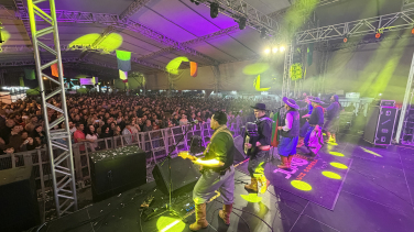 Notícia - Maggiofest encerra edição histórica com multidão, tradição gaúcha e carros antigos