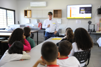 Notícia - Clube do Jovem Empreendedor realiza primeiro encontro de 2025