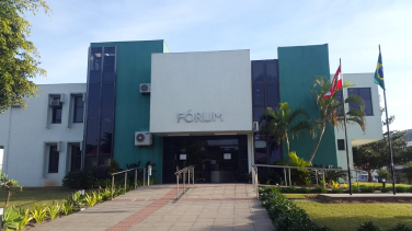 Notícia - Justiça determina fechamento de casa noturna irregular em cidade da região