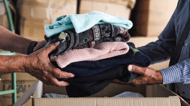 Notícia - Tigre troca agasalhos por ingressos em campanha para ajudar famílias no inverno