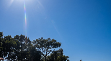 Notícia - Calor de até 33°C marca o sábado antes da chegada da chuva em SC