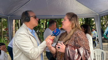 Notícia - Programa Especial Adelor Lessa vai à Praça Nereu Ramos para acompanhar ação Voto pelo Sul
