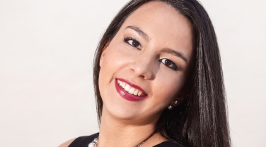 Notícia - Morte de professora de 26 anos leva Urussanga a decretar luto oficial no município