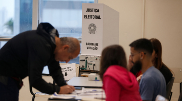 Notícia - Santa Catarina não terá segundo turno, mas seis estados ainda têm disputa pelo governo