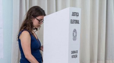 Notícia - Eleições 2026: saiba como seu voto define senadores, deputados, governador e presidente