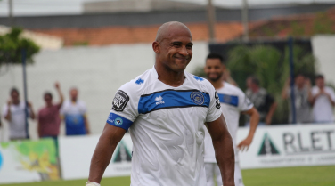 Notícia - Quem era Brasão, personagem do futebol catarinense morto a tiros em Tubarão