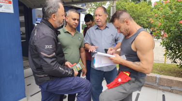 Notícia - Negociação que afeta 8,5 mil trabalhadores do plástico será retomada em SC