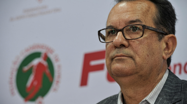 Notícia - Rubinho vence eleição e mantém comando da Federação Catarinense de Futebol até 2031