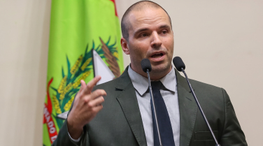Notícia - De olho no terceiro mandato, Jessé Lopes reforça posição conservadora e apoio a Jorginho