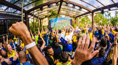 Notícia - Telões, samba e até espaço kids: onde assistir aos jogos do Brasil na Copa em Criciúma