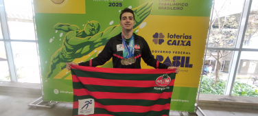 Notícia - Nadador do Mampituba/FME Criciúma brilha em competição nacional